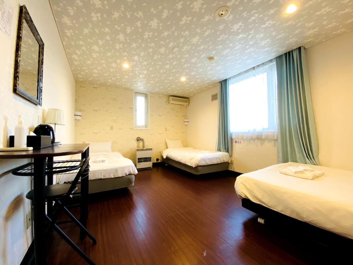 Petit Hotel Melon Furano Ngoại thất bức ảnh