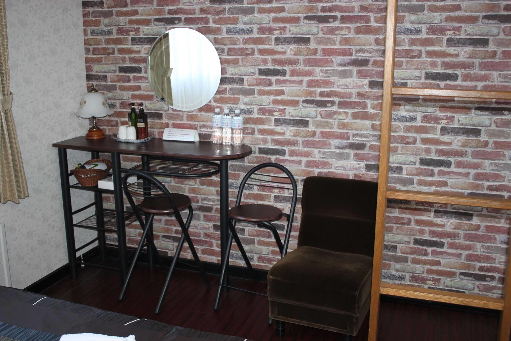 Petit Hotel Melon Furano Ngoại thất bức ảnh