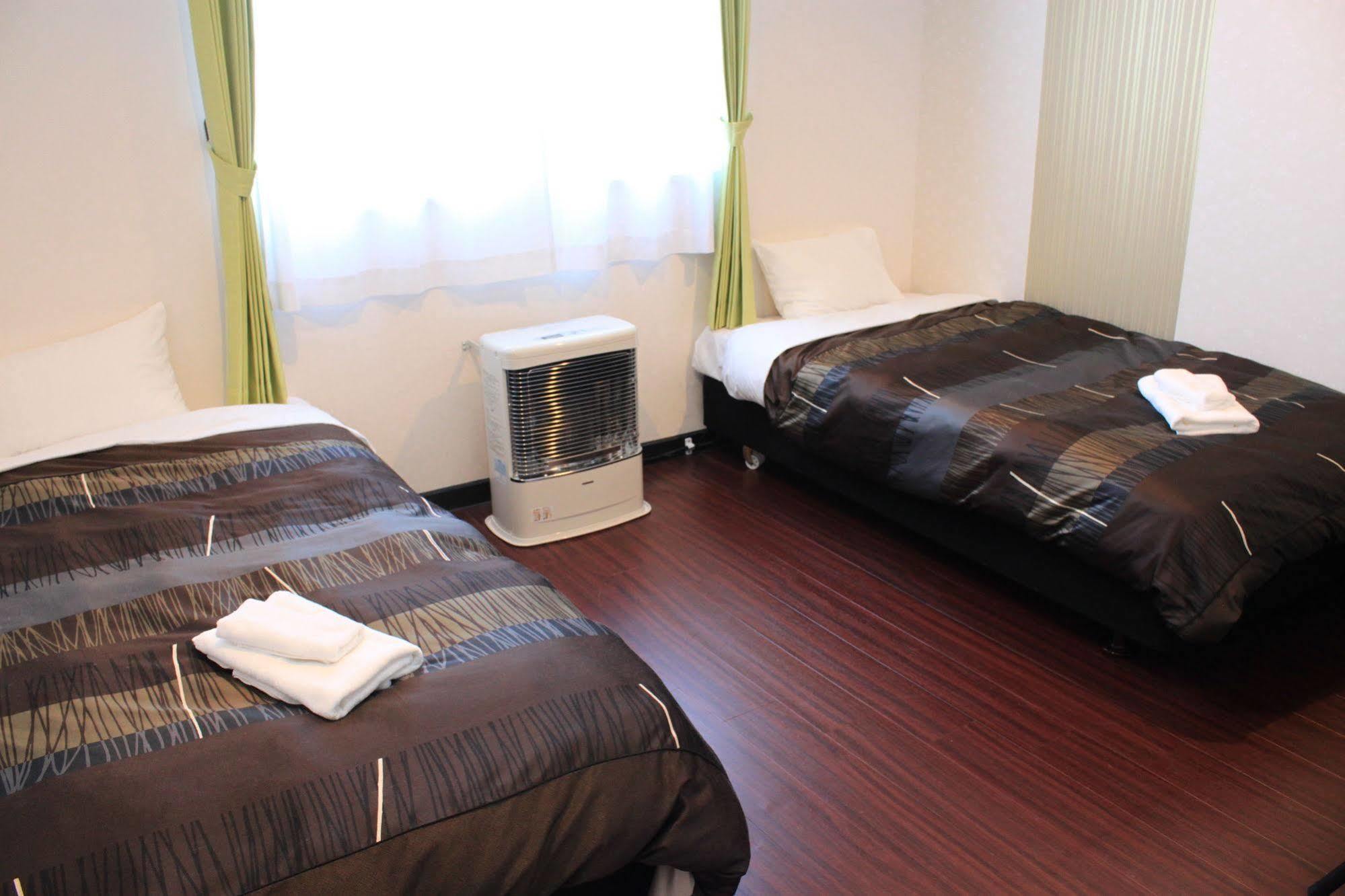 Petit Hotel Melon Furano Ngoại thất bức ảnh